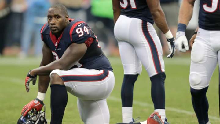 Texans DE Antonio Smith could be in big trouble after escalation of feud with Dolphins OG Richie Incognito
