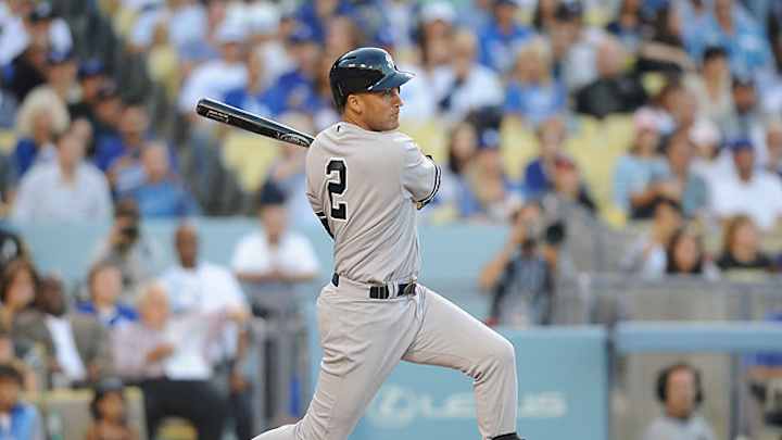 Derek Jeter has strained calf, return uncertain