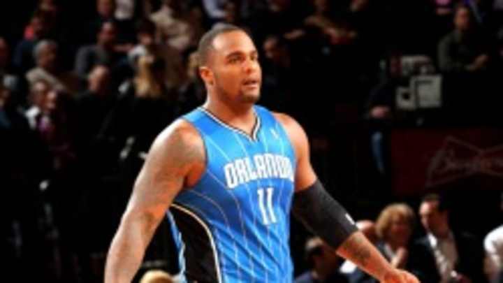 Magic forward Glen Davis suffers broken foot