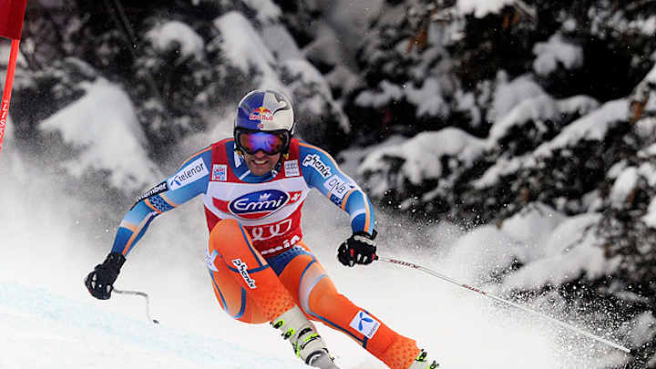 Aksel Lund Svindal extends World Cup lead with Bormio downhill win
