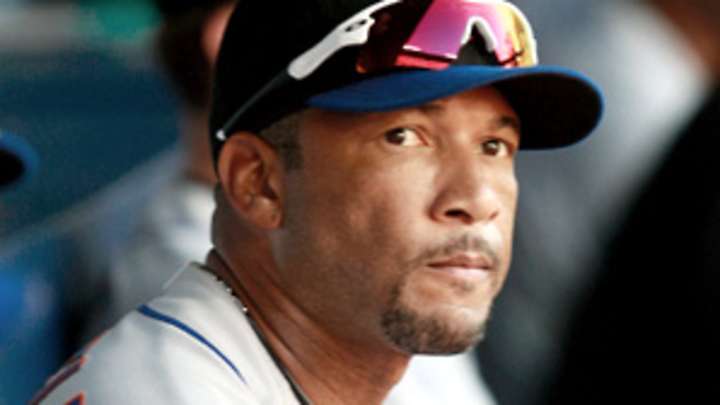 Sheffield at odds with Minaya, Mets Sheffield at odds with Minaya, Mets