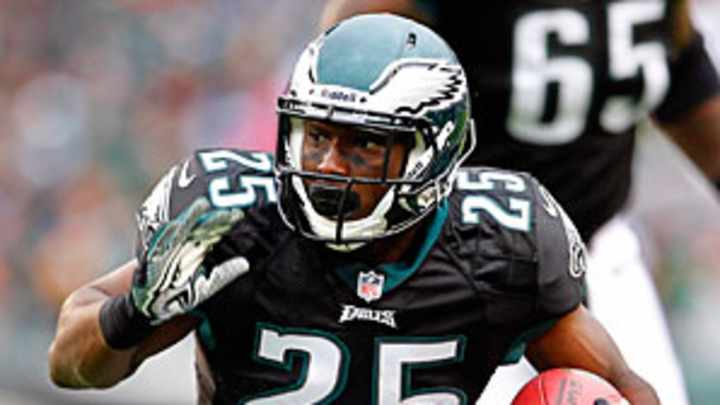 Vick, McCoy passed baseline tests; Celek out