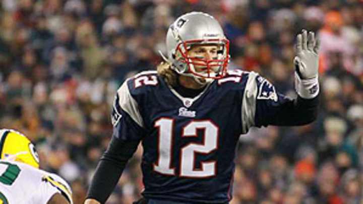 2010 NFL awards: Doling out the hardware for MVP, top rookie, more