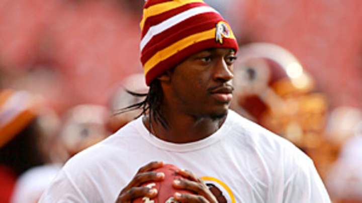 Redskins awaiting doctors' OK on RGIII's knee