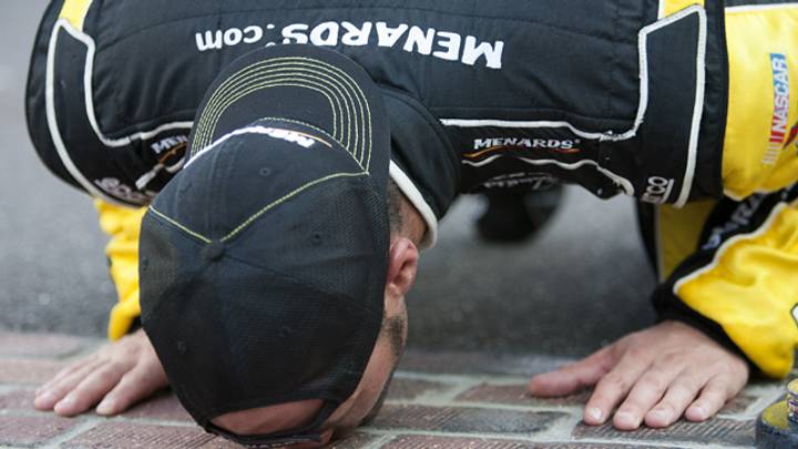 Brickyard Smooches Brickyard Smooches