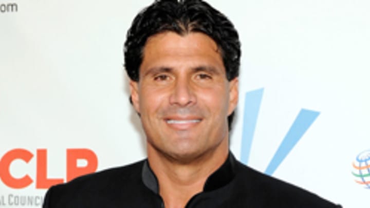 Jose Canseco weighs in on Lance Armstrong and desire to be a vampire Jose Canseco weighs in on Lance Armstrong and desire to be a vampire