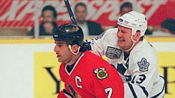 Chris Chelios tops stellar USA Hockey Hall class; Lokomotiv returns