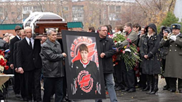 Thousands mourn New York Rangers prospect Alexei Cherepanov