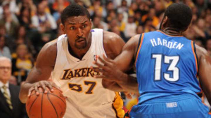 Metta World Peace: James Harden is "no brain all beard"