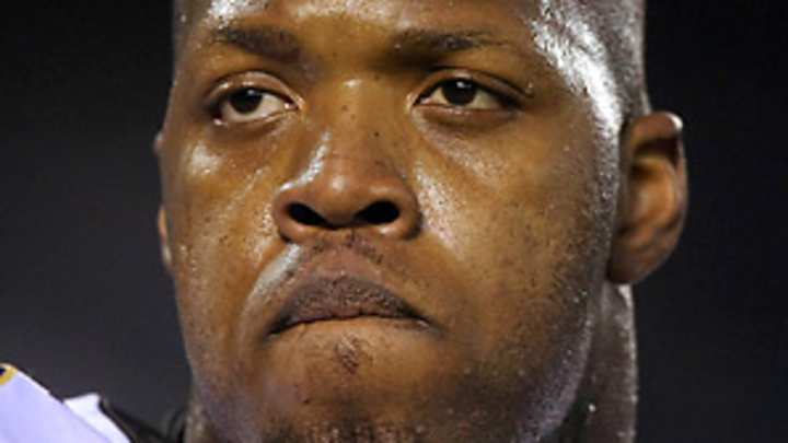 Help on the way: Da'Quan Bowers, Terrell Suggs back practicing