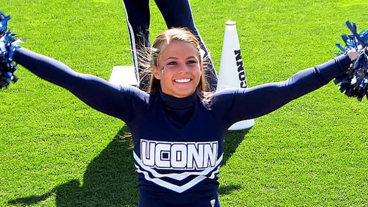 Cheerleader of the Week Cheerleader of the Week