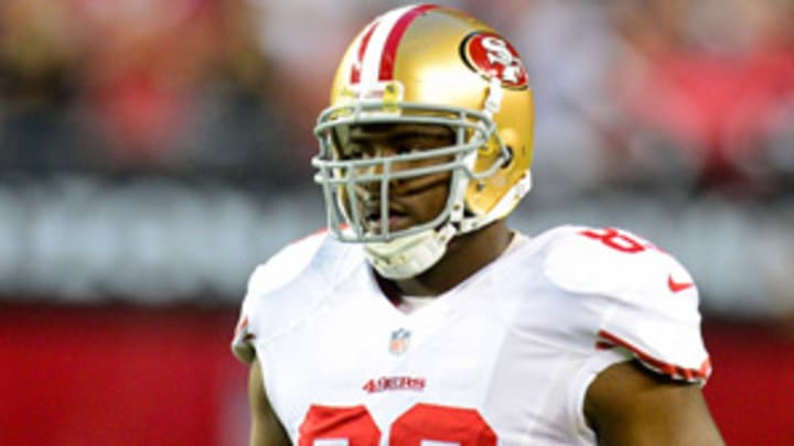 49ers defensive end Dobbs arrested, won't travel