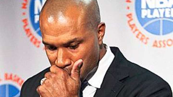 Players have until Wednesday to decide on owners' ultimatum