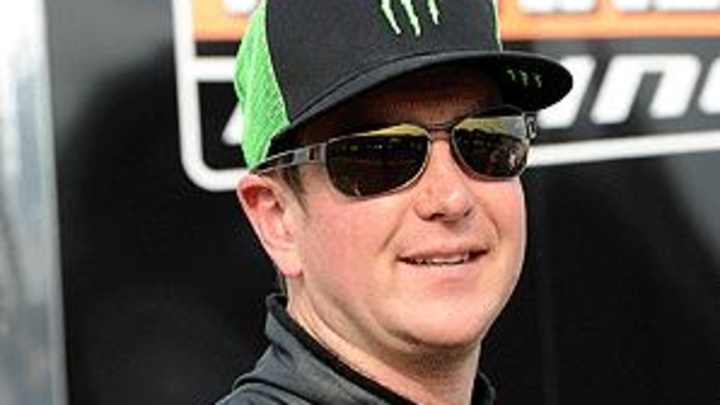 NASCAR suspends Kurt Busch one weekend after incident at Dover