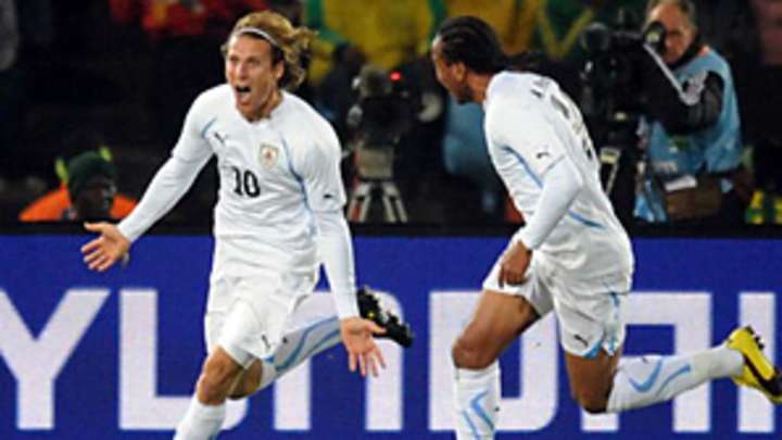Forlan ushers Uruguay into new era