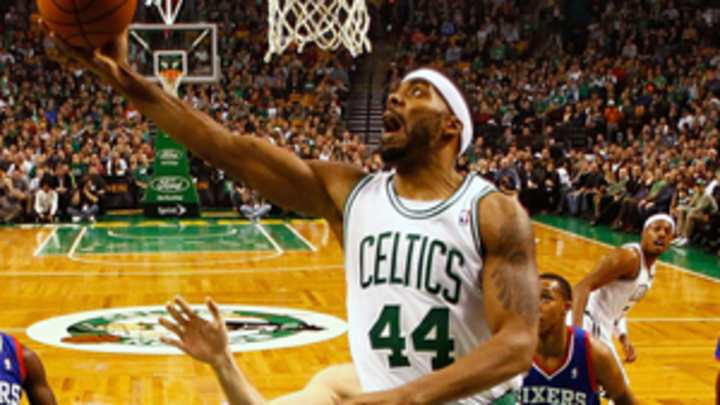 Celtics' Wilcox fined $25K for obscene gesture toward fans