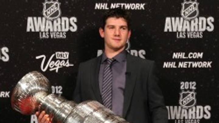 Kings sign goalie Jonathan Quick to 10-year extension