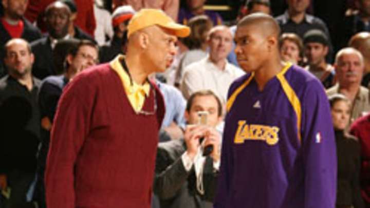 Kareem Abdul-Jabbar on Andrew Bynum: He's not always focused Kareem Abdul-Jabbar on Andrew Bynum: He's not always focused