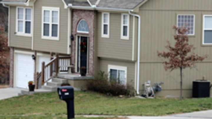 Report: Jovan Belcher questioned baby's paternity before killing girlfriend, himself Report: Jovan Belcher questioned baby's paternity before killing girlfriend, himself