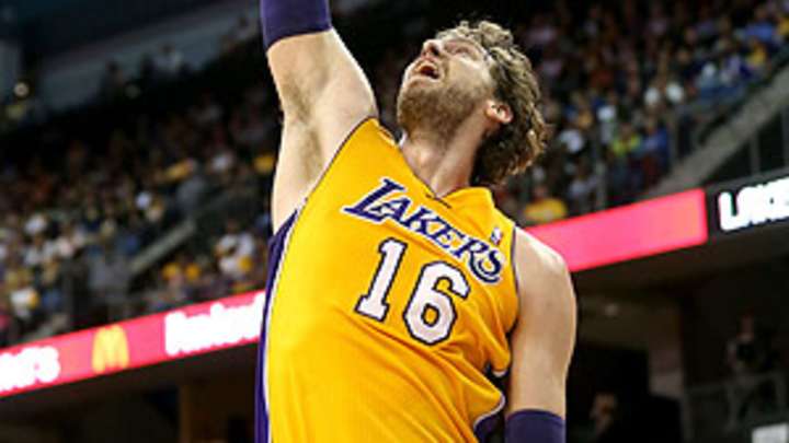 Lakers reportedly tell Gasol to adjust to D'Antoni's system or face trade