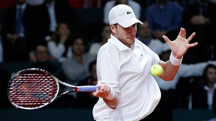 John McEnroe on John Isner: Play more like Pete Sampras John McEnroe on John Isner: Play more like Pete Sampras