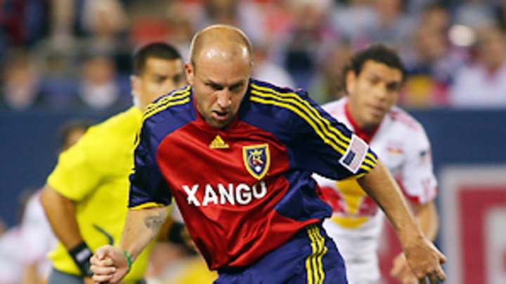 Cup vets come home from abroad