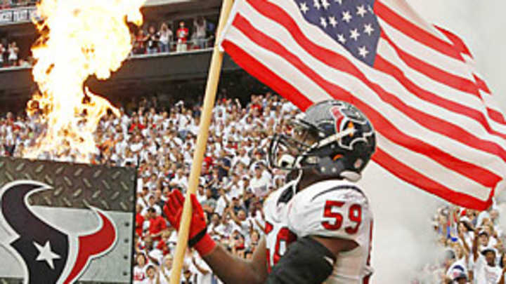 NFL marks 9/11 anniversary with stirring tributes, entertaining open NFL marks 9/11 anniversary with stirring tributes, entertaining open