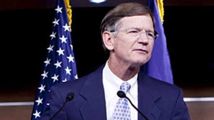 NFL's political action committee has doled out $876,857 in 2012