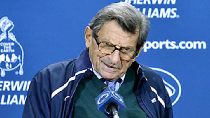 Family: Joe Paterno back in hospital for cancer observation
