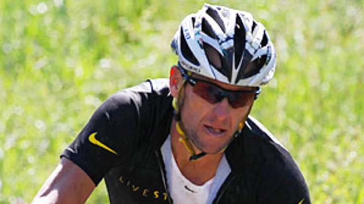 Donors pledge continued support for Lance Armstrong's foundation Donors pledge continued support for Lance Armstrong's foundation