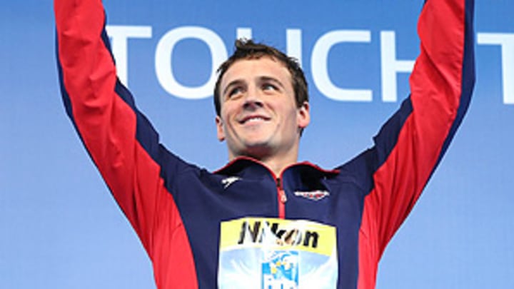 Ryan Lochte sets world record at short course world championships
