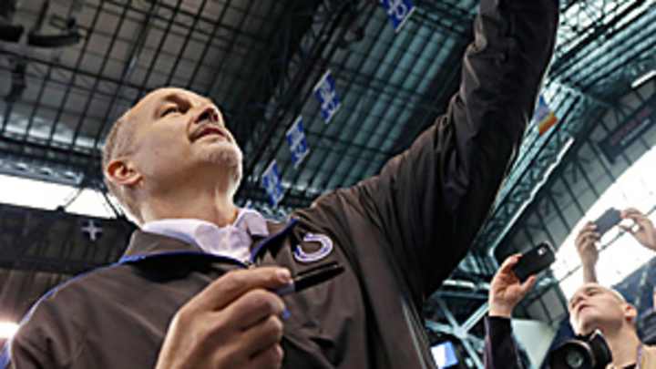 Pagano makes grand entrance in return to sideline