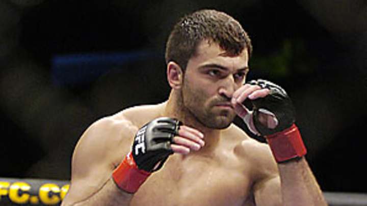 Trump buys stake in Affliction, ex-UFC champ Arlovski signs on