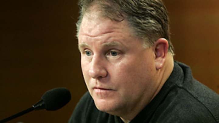 Player arrests cast negative light on Oregon, but Kelly not to blame