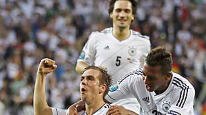 Lahm filling captain's role for Germany in word and deed