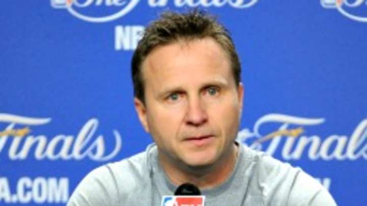 Thunder offer contract extension to coach Scott Brooks; sides far apart on salary