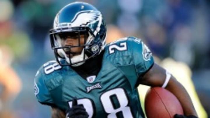 Ray Lewis activated by Ravens, won't play on Sunday