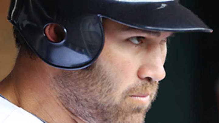 Damon forgoes shot at Red Sox redemption by staying in Detroit