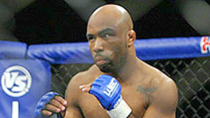 Hicks aims to dethrone Varner at WEC 35 Hicks aims to dethrone Varner at WEC 35