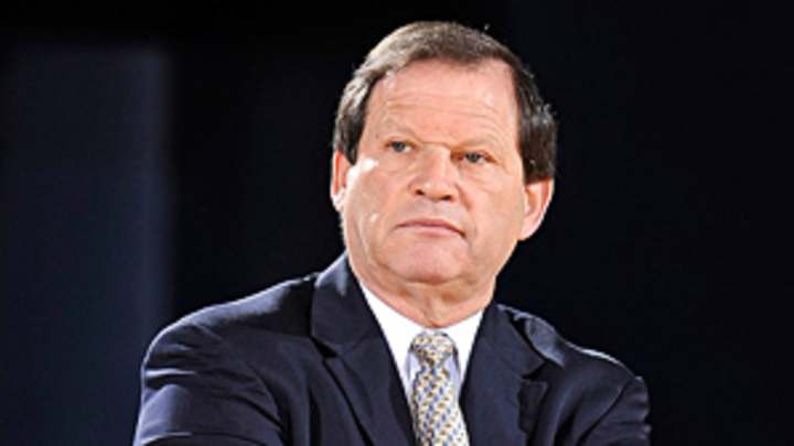 South Alabama coach Ronnie Arrow retires