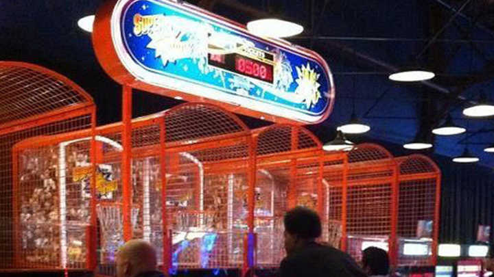 Court Vision: Bynum, sidelined with knee injuries, settles for Pop-A-Shot Court Vision: Bynum, sidelined with knee injuries, settles for Pop-A-Shot