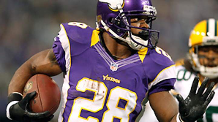 First Down/Fourth Down: Adrian Peterson nearly matches Eric Dickerson