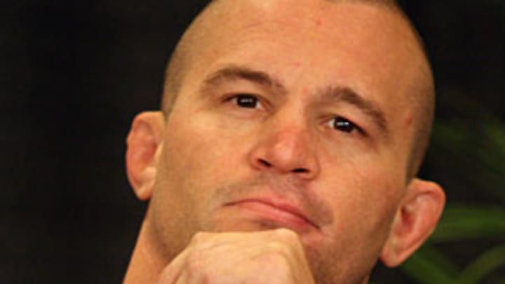 Crowd favorite Lytle bids farewell on winning note at UFC on Versus 5 Crowd favorite Lytle bids farewell on winning note at UFC on Versus 5