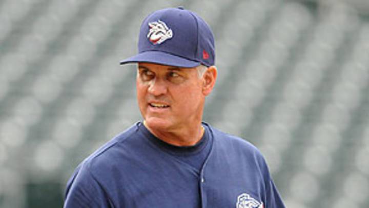 Hall of Famer Sandberg beating bushes hoping for return to majors