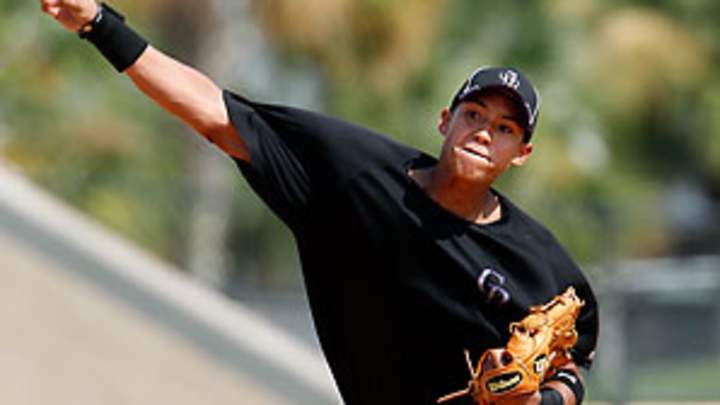 Winners and losers from surprising first day of MLB draft