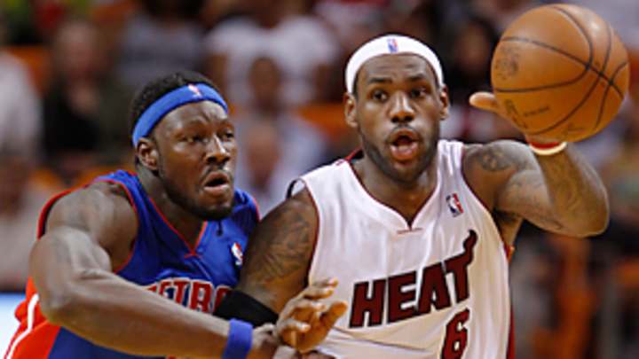 Fast Breaks: Heat preseason debut