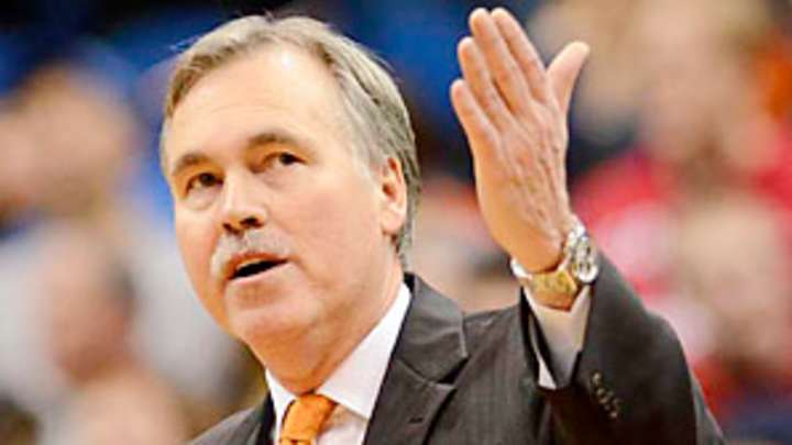 Lakers hire D'Antoni as new coach after discussions with Jackson