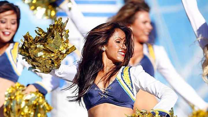 NFL Cheerleaders: Week 10
