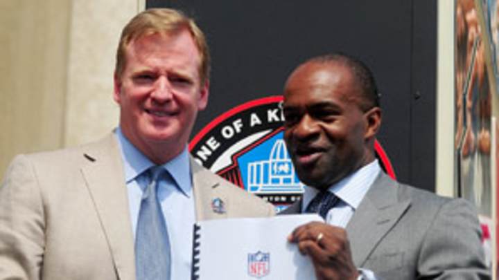 NFL and Players' Union at odds over validity of HGH test NFL and Players' Union at odds over validity of HGH test