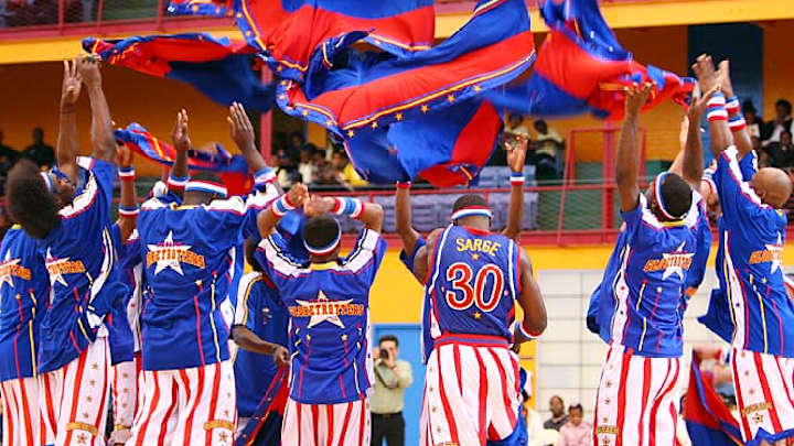 The Harlem Globetrotters Tip Off The Harlem Globetrotters Tip Off